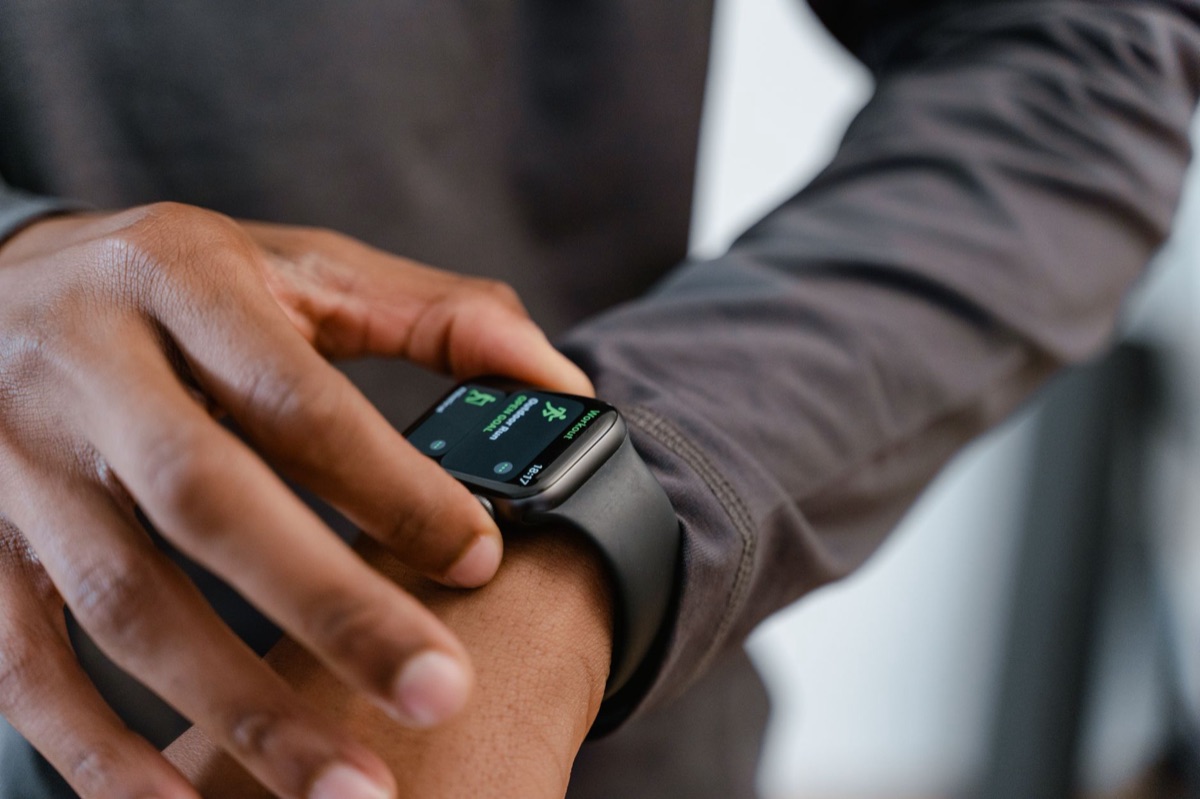 Smartwatch mit Gesundheitsüberwachungsbrett
