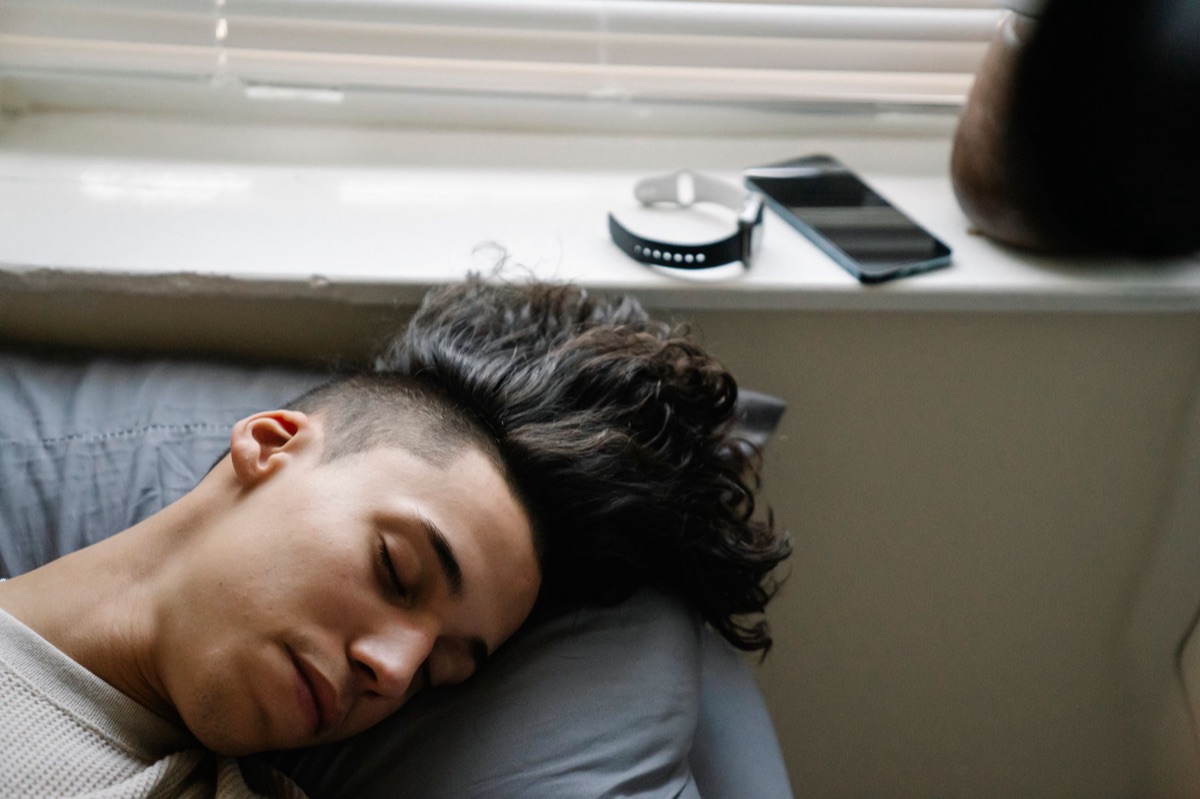 Braccialetto monitoraggio fasi sonno