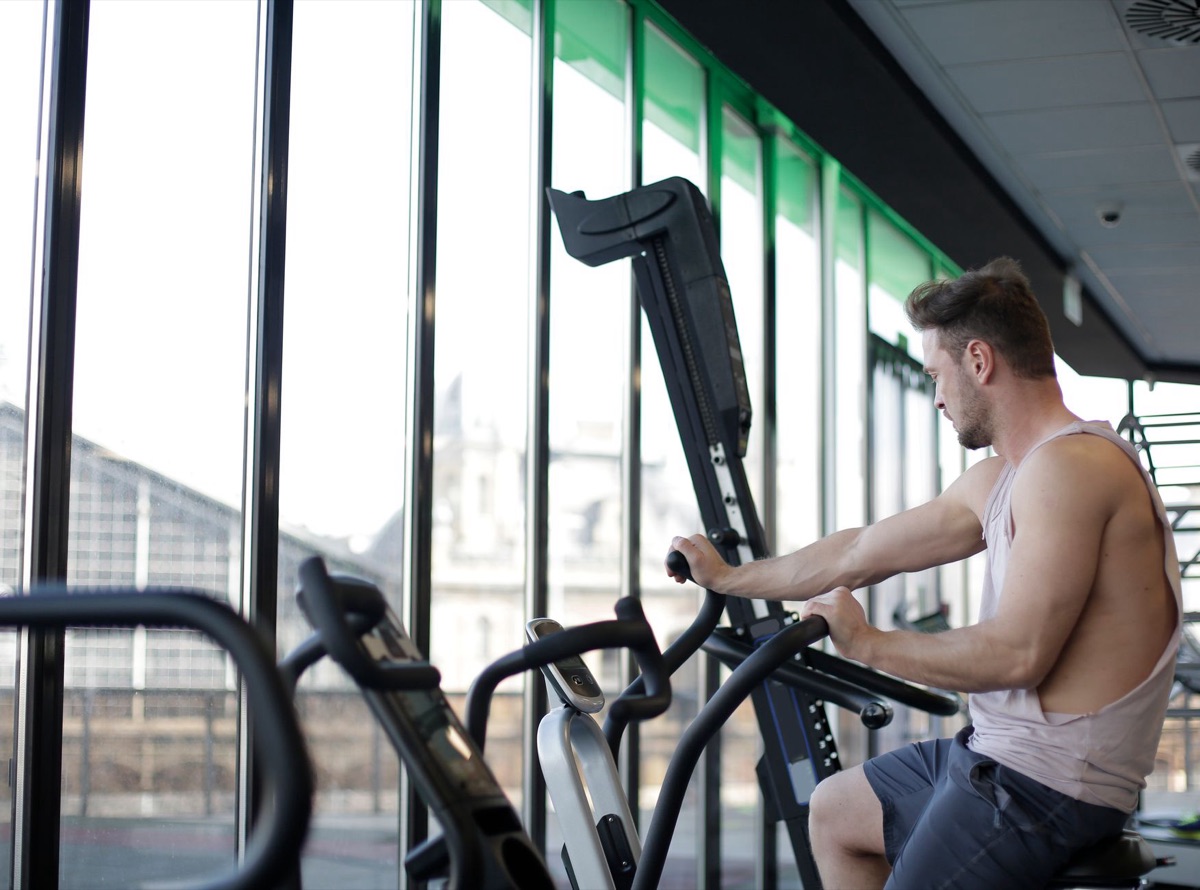 Treadmill and stationary bike comparison