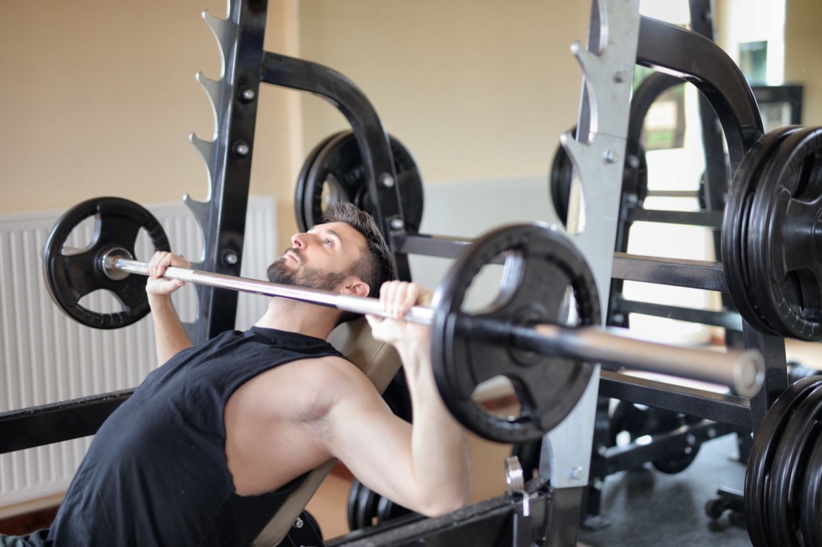 correct overhead press form