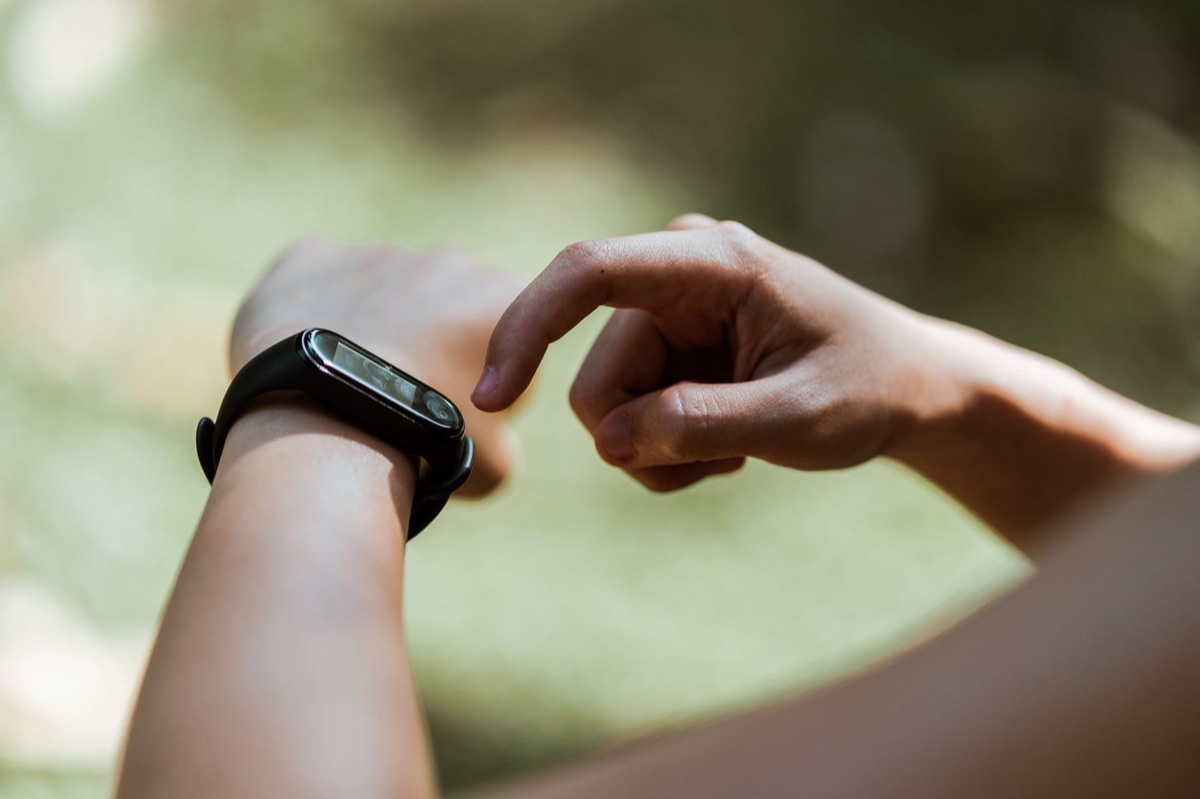 smartwatch per il monitoraggio dell'attività fisica