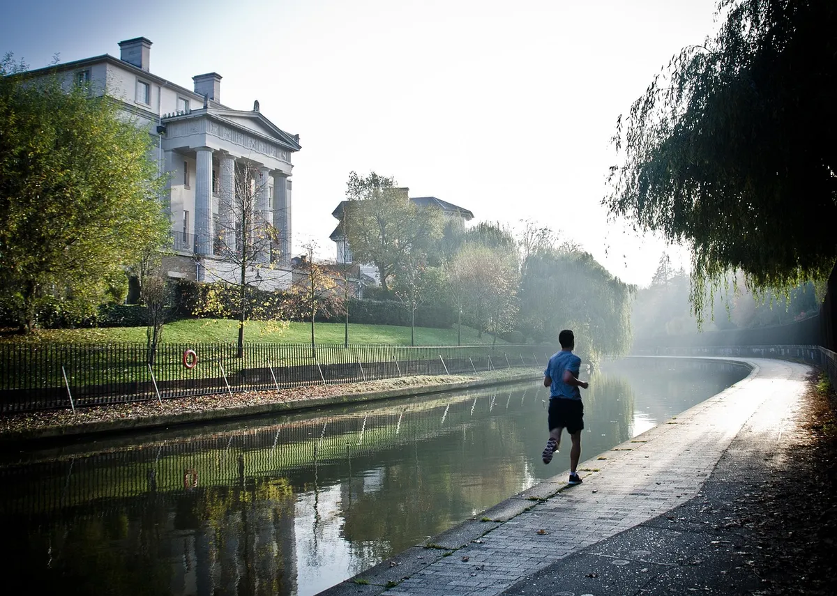 man, runner, running, fitness, canal, sport, fit, workout, active, motivation, lifestyle, fog, river, water, nature, morning, london, regent's park, motivation,