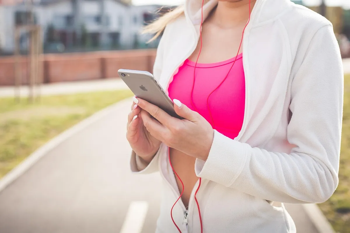 woman, music, fit, fitness, technology, phone, smartphone, iphone, wellness, exercise, adult, body, casual, girl, hands, leisure, outdoors, sports, workout, you