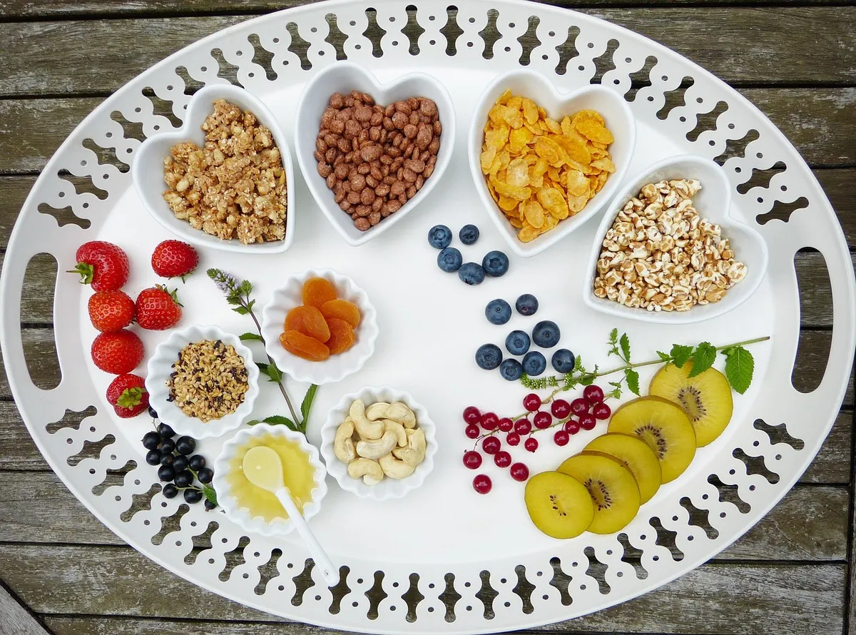 tray, breakfast, muesli, fruits, bowls, food, nutrition, vitamins, delicious, eat, vegetarian, diet, vegan, low carb, assorted, healthy, healthy food, breakfast